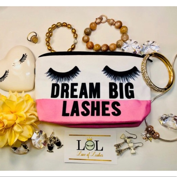 Big Dream Lashes Makeup bag - Picture 3 of 3